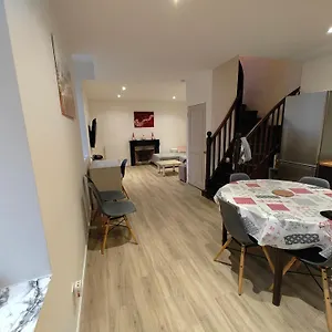 gte-10-personnes-maison-entire.hotels-rhonealpes.com/