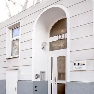 Riess Trambauerstrasse | Contactless Check-in Apartment Vienna